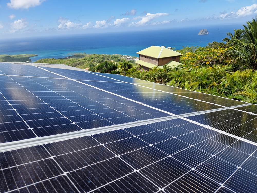 découvrez notre panneau solaire helios, une solution énergétique innovante et durable pour réduire votre facture d'électricité tout en préservant l'environnement. profitez d'une technologie de pointe pour capter efficacement l'énergie solaire.