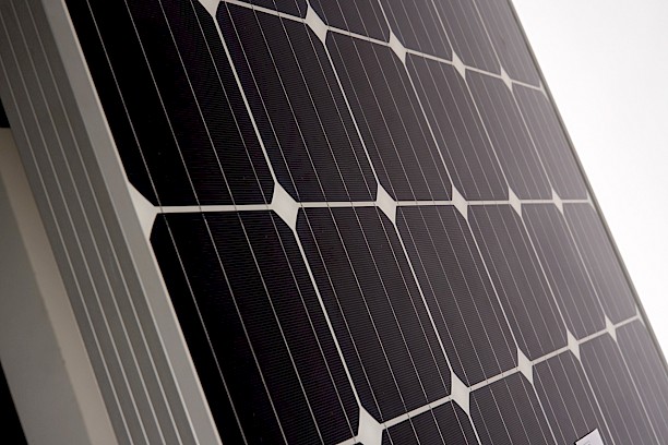impact-economique-panneaux-solaires-2 L'impact économique des panneaux solaires photovoltaïques sur le marché de l'énergie