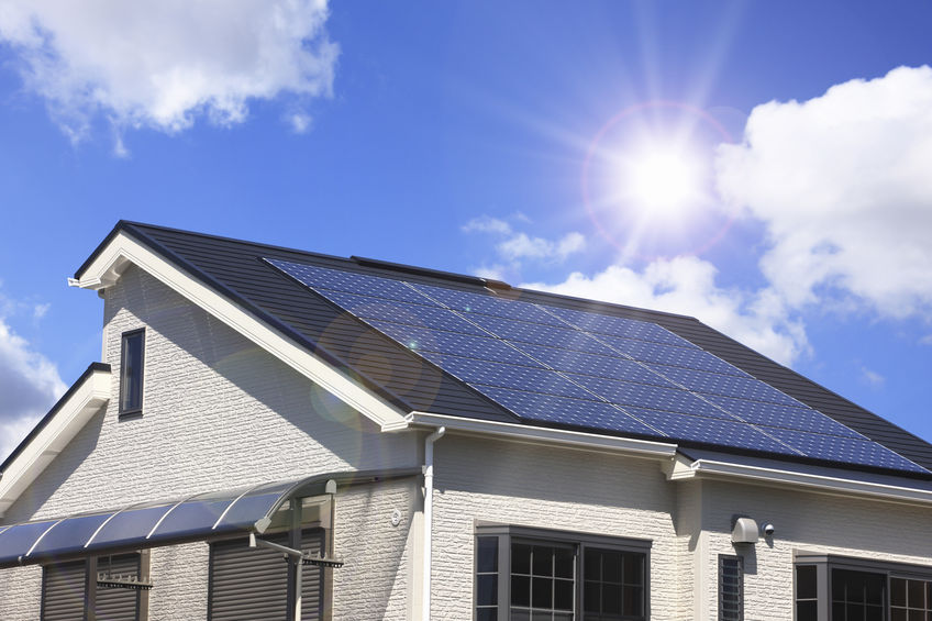 independance-energetique-panneaux-solaires Maximisez votre indépendance énergétique grâce à l'installation de panneaux solaires