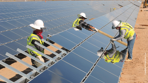 découvrez nos services d'installation de panneaux solaires, une solution durable et économique pour réduire votre facture d'énergie tout en contribuant à la préservation de l'environnement. faites le choix de la transition énergétique avec des experts qualifiés!