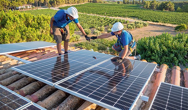installation-panneau-solaire-22 Comment installer un panneau solaire photovoltaïque : guide PDF complet