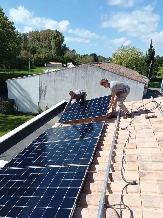 investir-photovoltaique-3kwc Investir dans un système photovoltaïque 3kWc : un choix rentable pour votre maison