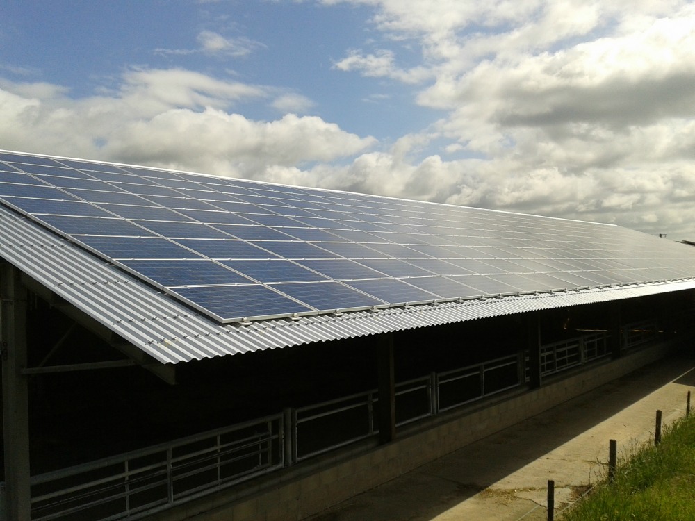 location-toiture-panneaux-solaires-3 avantages de la location de toiture pour les panneaux solaires photovoltaïques