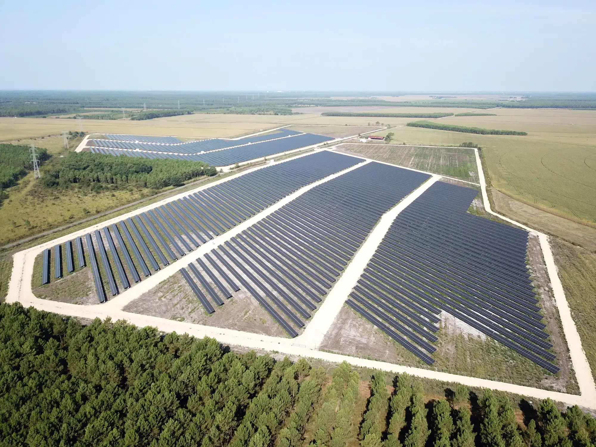 découvrez nos offres de location de terrains pour panneaux solaires. optimisez votre investissement énergétique avec des emplacements stratégiques adaptés à vos projets de production d'énergie renouvelable. louez dès maintenant et participez à la transition énergétique !