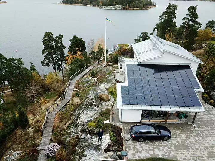 optimiser-autonomie-maison-solaire Comment optimiser l'autonomie de votre maison avec des panneaux solaires et des batteries
