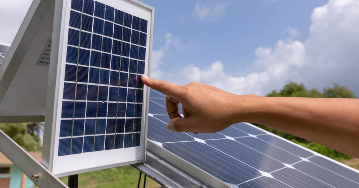 optimiser-panneaux-solaires-24 Optimiser le rendement d'un panneau solaire photovoltaïque