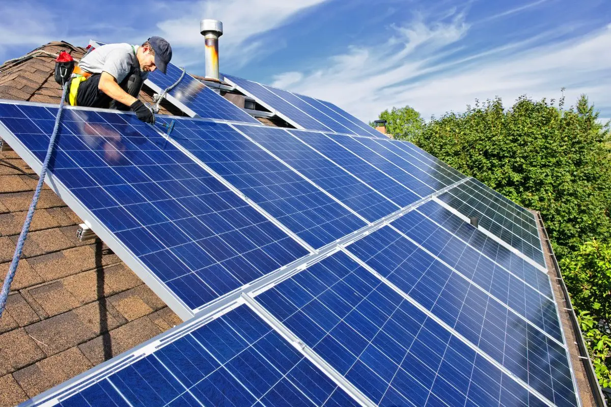 optimisez-energie-panneaux-solaires Optimisez votre consommation d'énergie grâce aux panneaux solaires thermiques et photovoltaïques