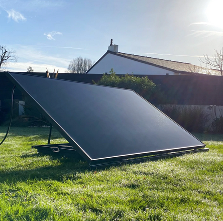 découvrez notre panneau solaire de 400w, une solution écologique et performante pour réduire votre facture d'électricité tout en préservant l'environnement. idéal pour les particuliers et les professionnels, ce panneau allie efficacité énergétique et durabilité.