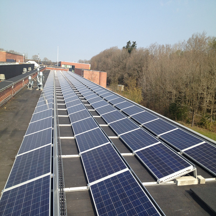 panneau-solaire-700w-1 Optimisez votre consommation d'énergie avec un panneau solaire 700w
