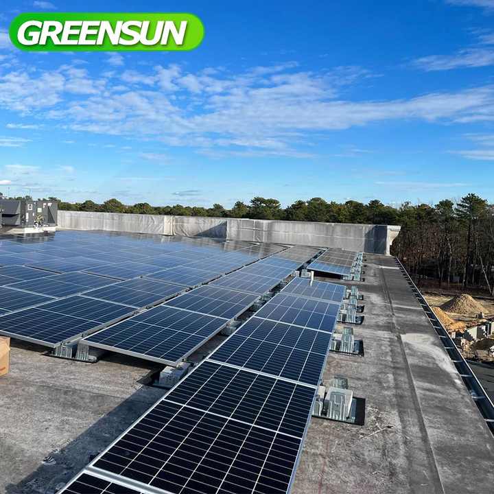 panneau-solaire-900w-1 Tout savoir sur le panneau solaire photovoltaïque de 900 W