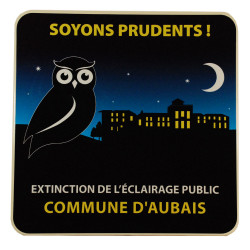 découvrez nos panneaux nocturnes, conçus pour assurer la sécurité et la visibilité de vos espaces extérieurs la nuit. idéaux pour les zones de circulation, nos panneaux innovants garantissent une signalisation efficace dans l'obscurité, tout en s'intégrant harmonieusement à votre environnement.