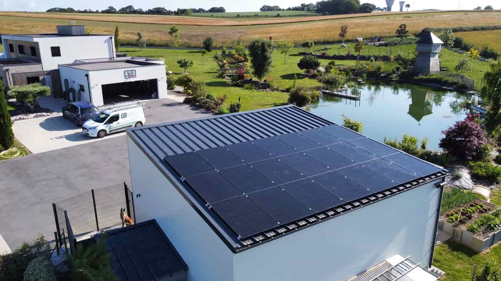 panneau-solaire-garage-6 panneau solaire sur garage
