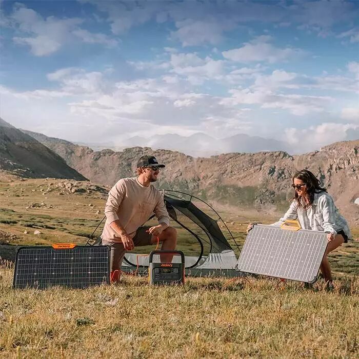découvrez les panneaux solaires jackery, une solution écologique et efficace pour alimenter vos appareils et profiter d'une énergie renouvelable où que vous soyez. parfaits pour le camping, les activités en plein air ou en cas de besoin d'énergie d'urgence, les panneaux jackery allient performance et simplicité d'utilisation.