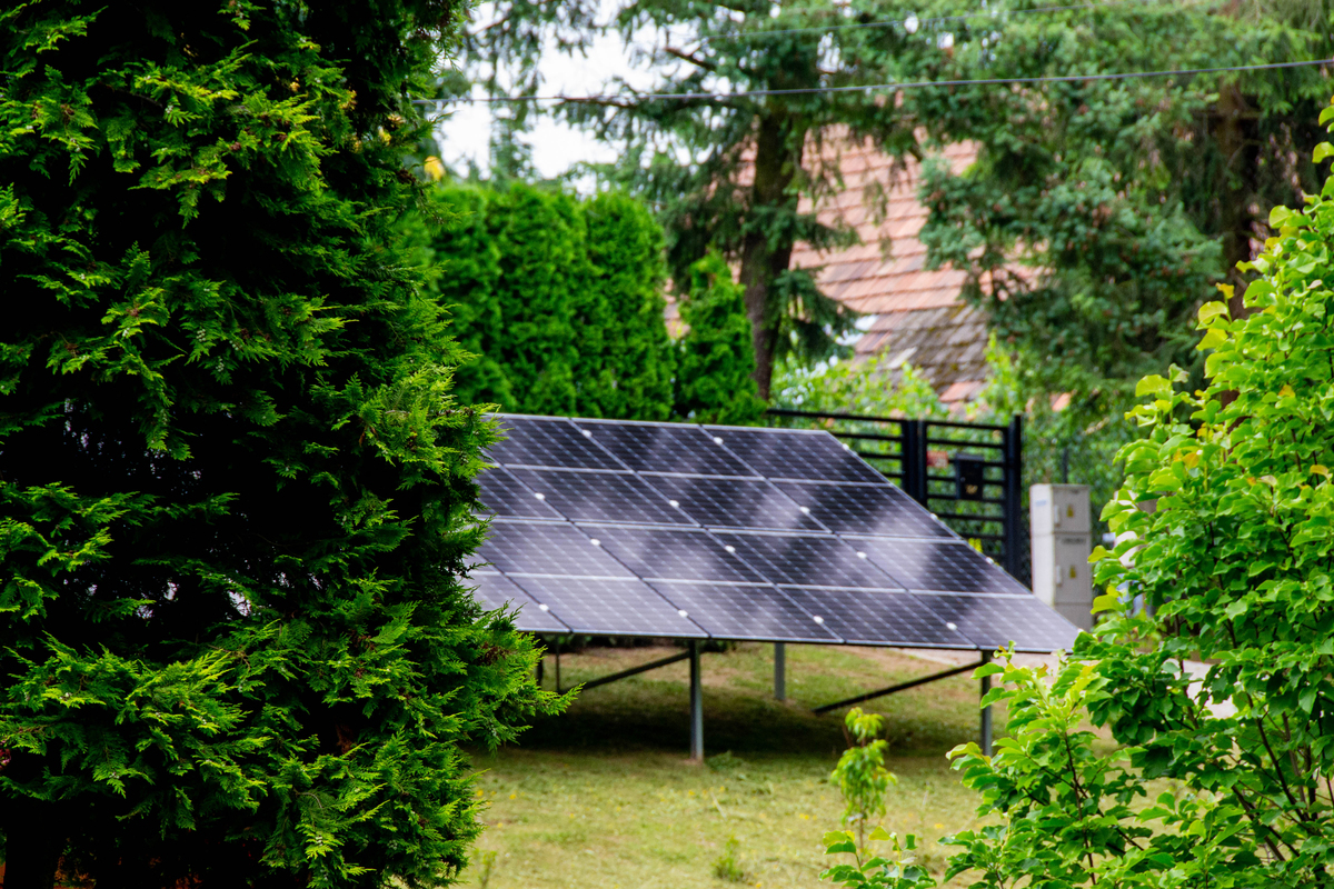panneau-solaire-jardin-8 panneau solaire abri de jardin