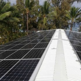découvrez les avantages des panneaux solaires à mayotte pour une énergie verte et durable. optimisez votre consommation énergétique tout en préservant l'environnement grâce à des solutions solaires adaptées à l'île.