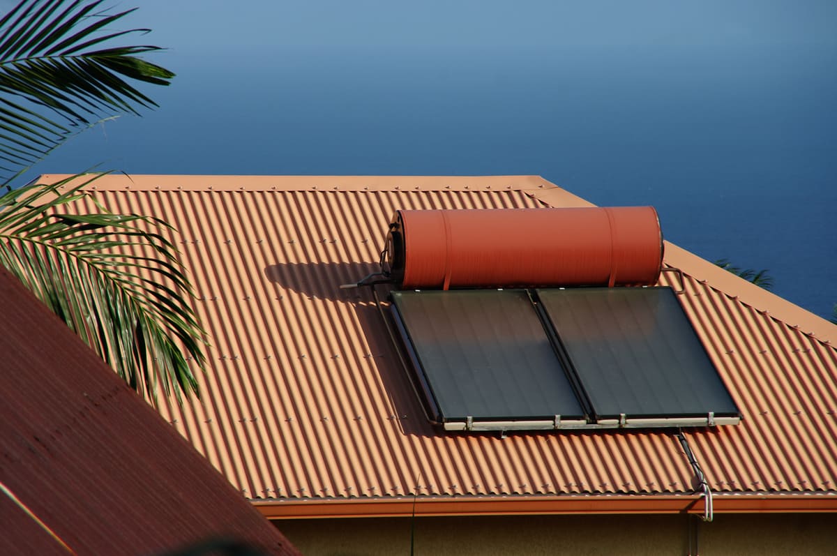 découvrez les prix des panneaux solaires pour chauffe-eau et faites des économies d'énergie tout en réduisant votre empreinte carbone. informez-vous sur les différentes options disponibles et profitez des aides gouvernementales pour un investissement rentable.