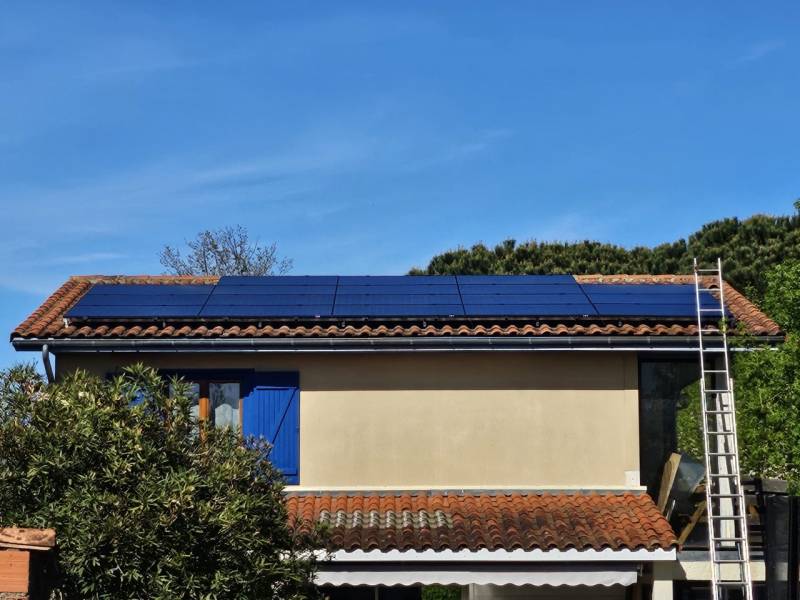 découvrez les prix des panneaux solaires au mètre carré et comparez les options disponibles pour optimiser votre investissement énergétique. informez-vous sur les coûts, les avantages et les subventions pour économiser tout en respectant l'environnement.