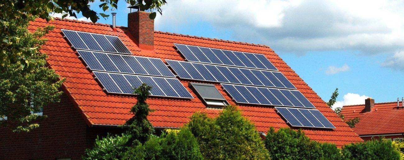 panneau-solaire-toiture-16 panneau solaire sur toiture bac acier