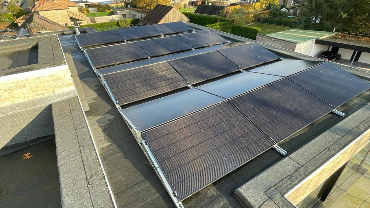 panneau-solaire-trf-300d-1 Caractéristiques du panneau solaire photovoltaïque TRF 300 D