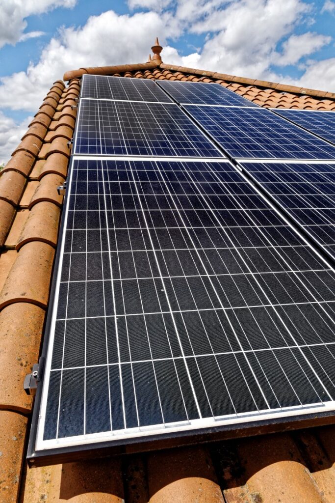 panneaux-photovoltaiques-edf-3 Comment les panneaux photovoltaïques d'EDF transforment votre consommation d'énergie