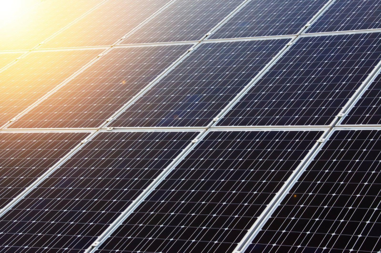 panneaux-photovoltaiques-rentables-17 Installation de panneaux photovoltaïques : un investissement rentable pour votre avenir