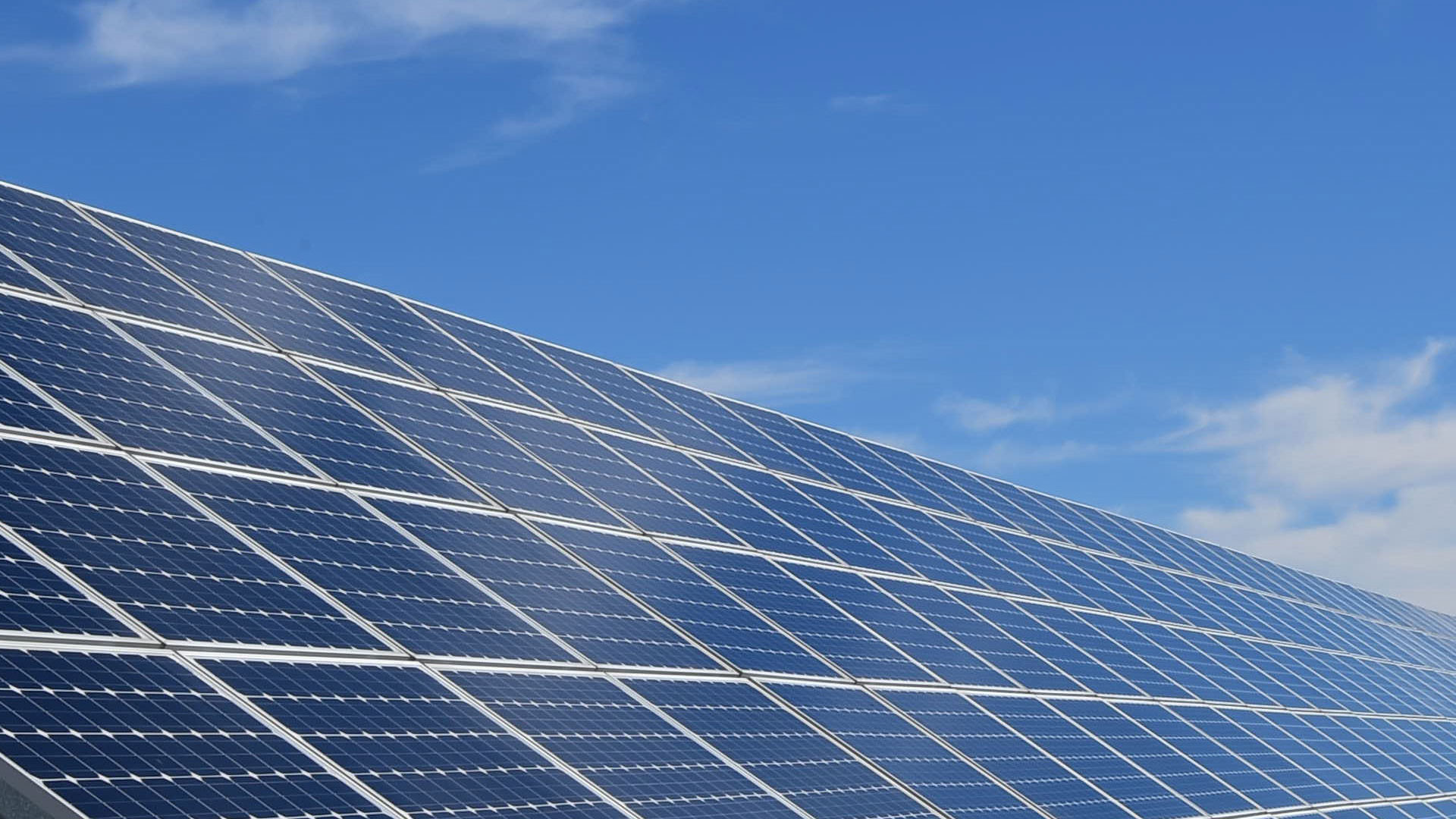 panneaux-solaires-505 Comprendre le fonctionnement des panneaux solaires photovoltaïques en production directe d'énergie