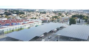 panneaux-solaires-chez-carrefour Carrefour : comment les panneaux solaires transforment votre consommation d'énergie