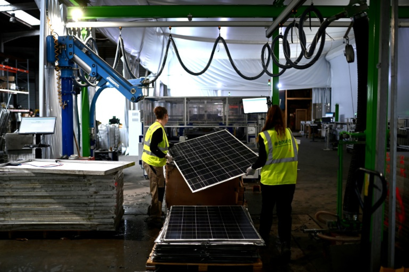 panneaux-solaires-entreprise-1 Les avantages des panneaux solaires pour votre entreprise