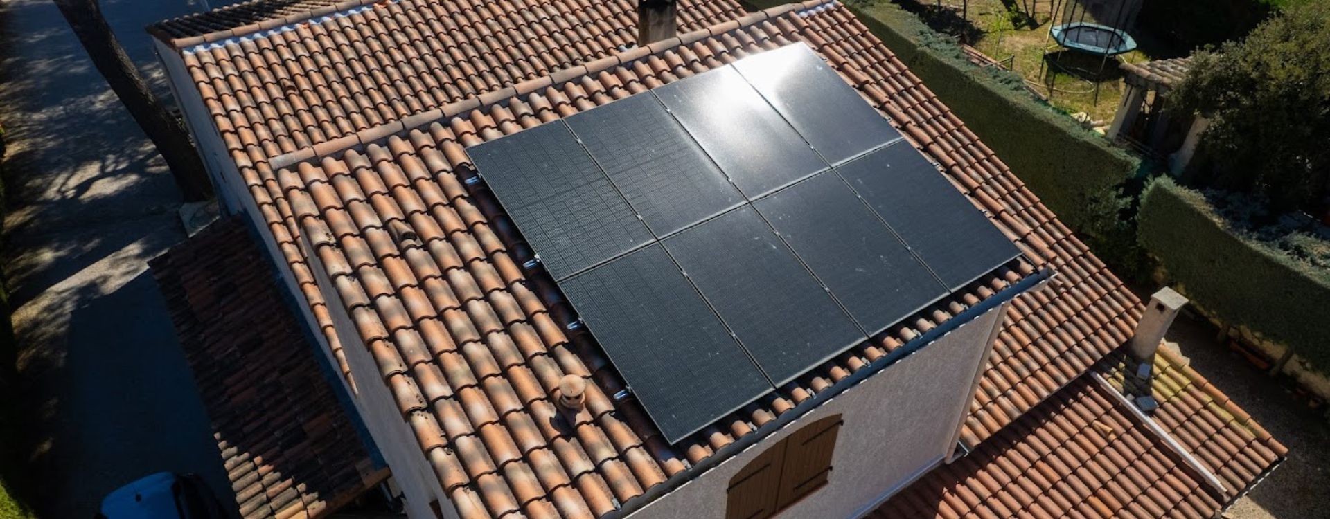 panneaux-solaires-pour-3000-watts combien de panneau solaire pour produire 3000 watts