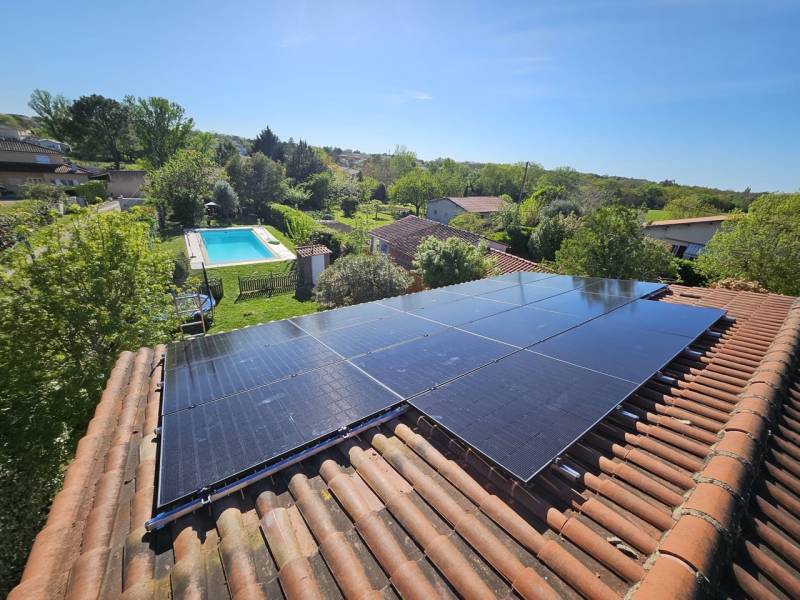 panneaux-solaires-pros-et-cons-1 Avantages et inconvénients des panneaux solaires photovoltaïques