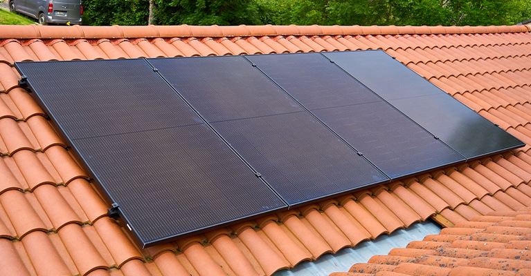 panneaux-solaires-pv-vs-thermiques-7 Différence entre les panneaux solaires photovoltaïques et thermiques