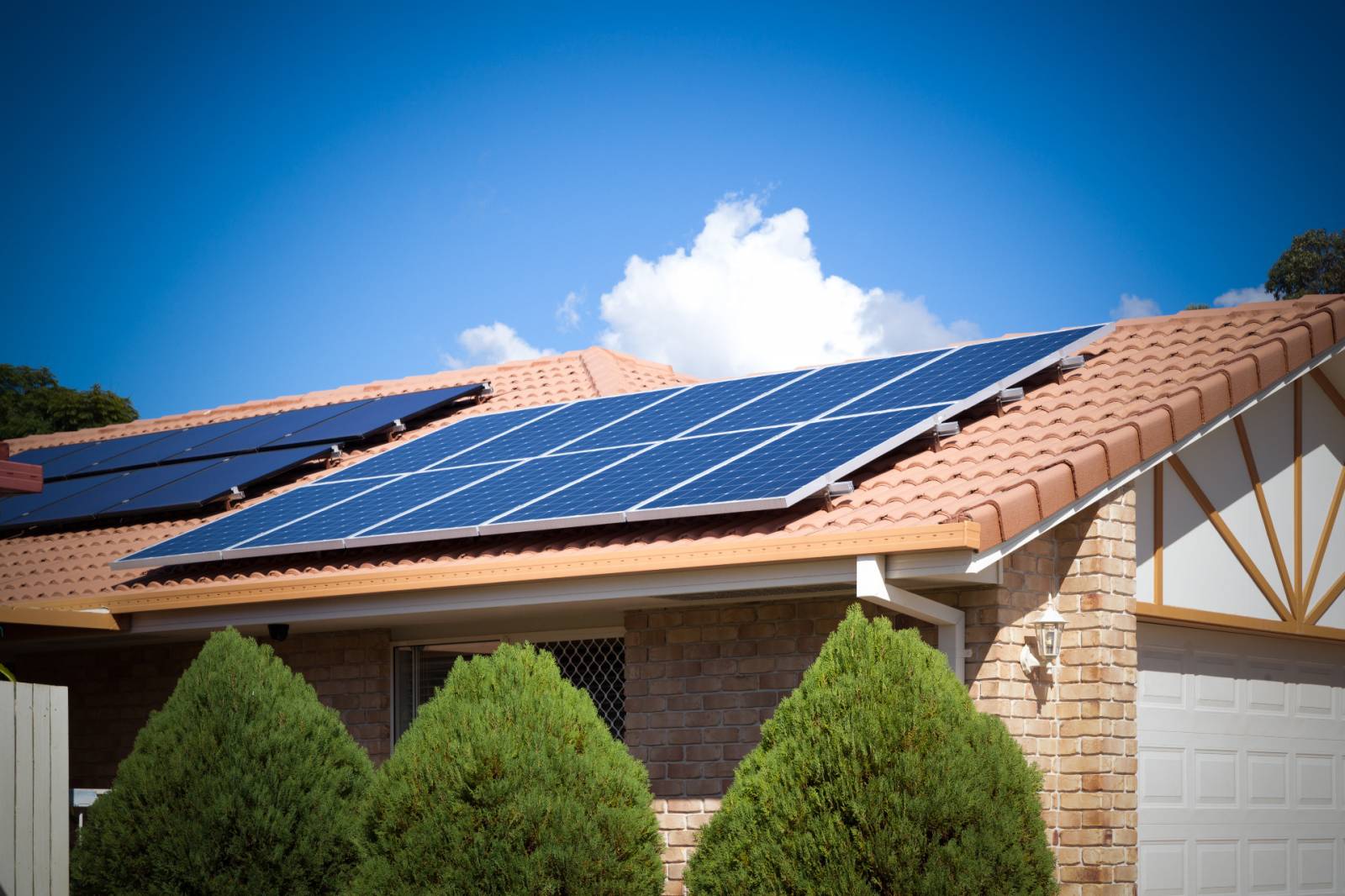 panneaux-solaires-rentables-107 Investir dans des panneaux solaires : une solution durable et rentable