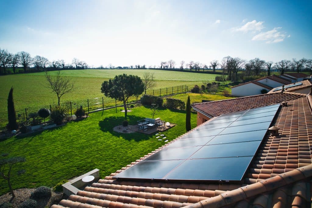panneaux-solaires-rentables-89 Installation de panneaux solaires : un investissement rentable pour votre avenir