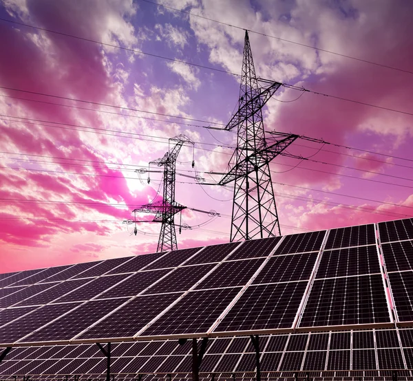 panneaux-solaires-sur-pylones-1 Comprendre les panneaux solaires photovoltaïques sur pylônes