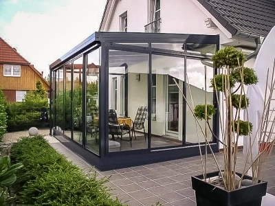 panneaux-solaires-transparents-veranda Découvrez les avantages des panneaux solaires transparents pour votre véranda