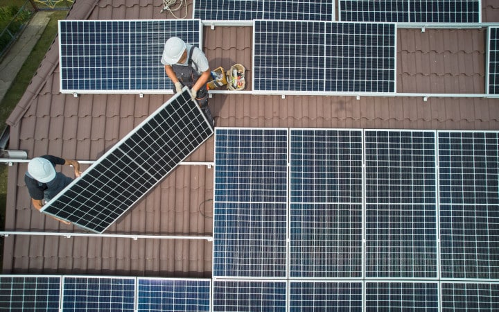 pose-panneaux-solaires-2 Tout savoir sur la pose de panneaux solaires photovoltaïques