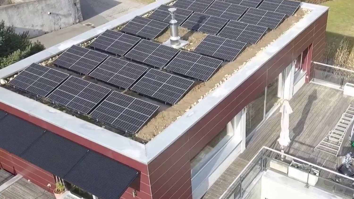 prix-panneaux-solaires-275 prix moyen panneaux solaires photovoltaïques