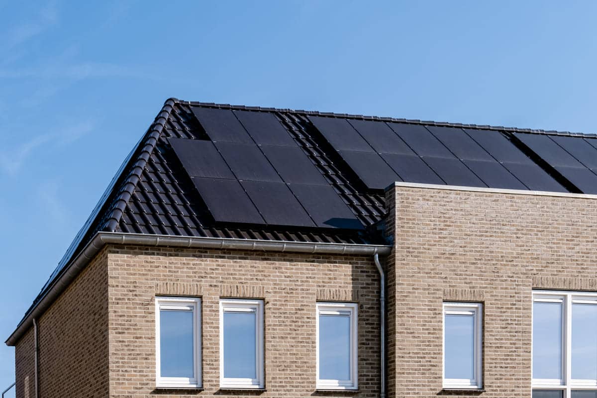 prix-panneaux-solaires-m2-6 Prix des panneaux solaires au m2 : tout ce que vous devez savoir