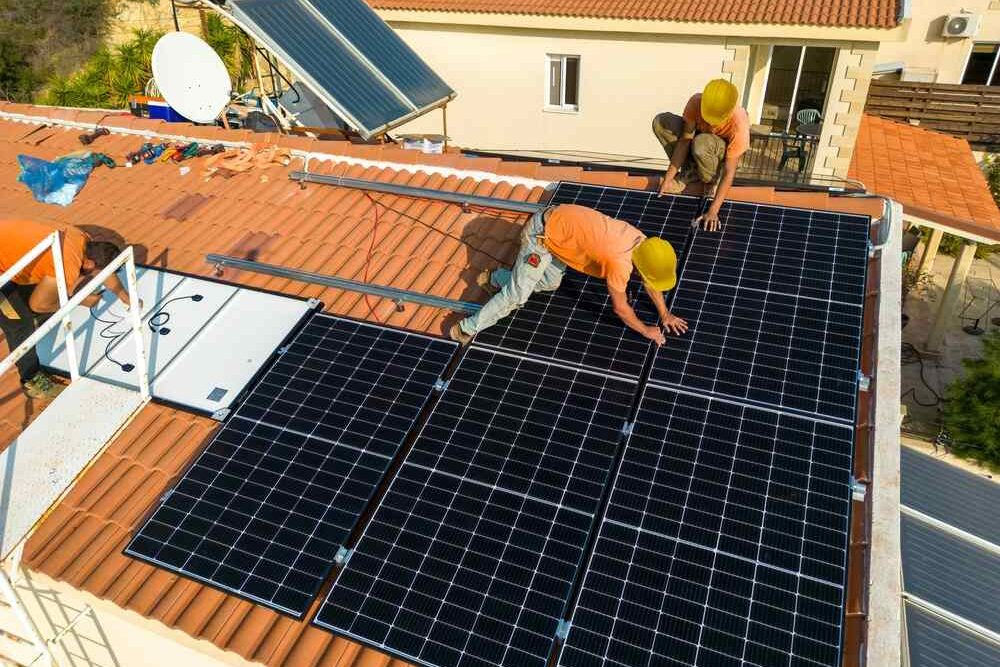 raccordement-panneaux-solaires-9 raccorder panneau solaire