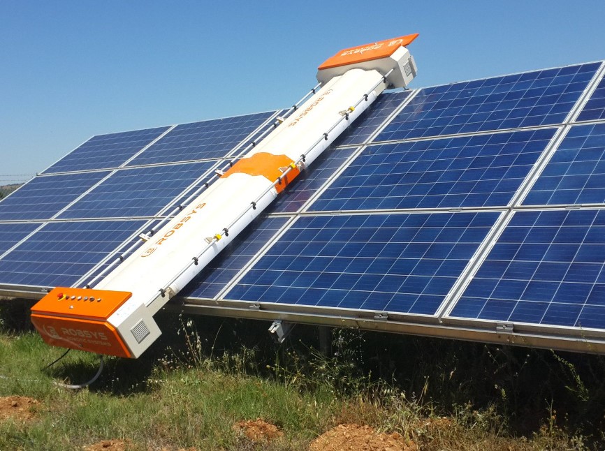 robot-panneau-solaire-1 robot nettoyage panneau solaire