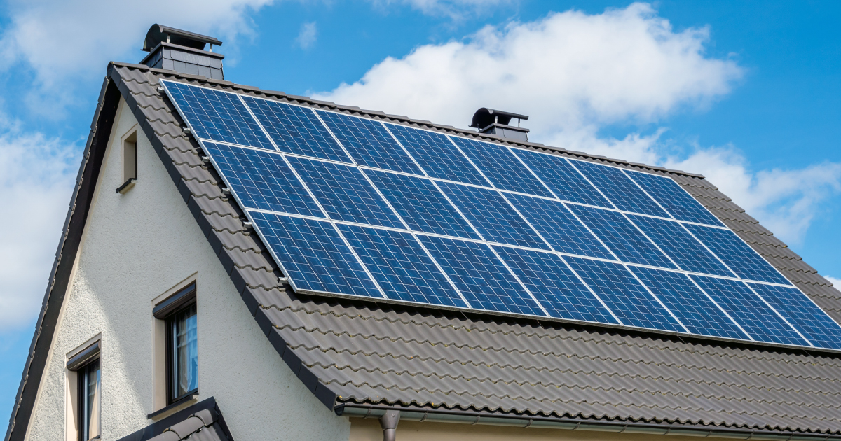 toit-photovoltaique-ikea Transformez votre toit avec les panneaux photovoltaïques Ikea