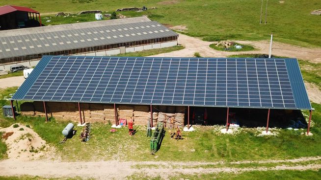 triangle-photovoltaique Le triangle photovoltaïque : une solution innovante pour l'énergie durable