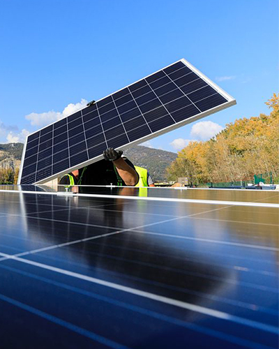 découvrez comment l'énergie solaire révolutionne l'agriculture durable en offrant des solutions écologiques et économiques. explorez les techniques innovantes qui allient la production énergétique et les pratiques agricoles responsables pour un avenir plus vert.