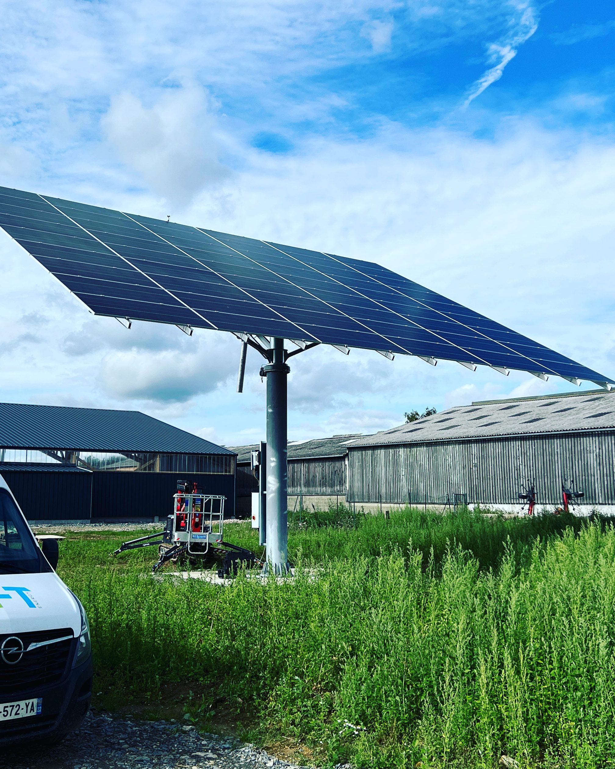 découvrez comment les panneaux photovoltaïques constituent un investissement durable, alliant écologie et rentabilité. informez-vous sur les avantages financiers et environnementaux de cette technologie innovante pour un avenir énergétique responsable.