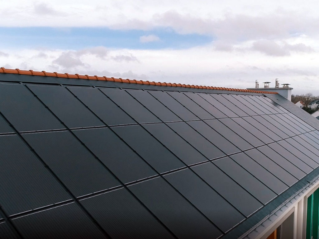 découvrez nos solutions de panneaux solaires en isère, conçues pour maximiser votre production d'énergie renouvelable et réduire vos factures d'électricité. profitez des aides et conseils d'experts pour une transition énergétique réussie.