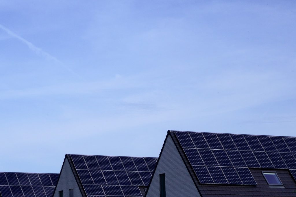découvrez les avantages de la prime pour l'installation de panneaux solaires. profitez d'économies d'énergie, réduisez votre empreinte carbone et transformez votre maison en une source d'énergie renouvelable tout en bénéficiant d'aides financières.