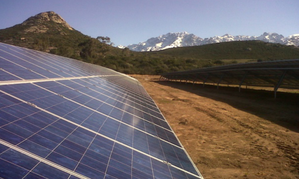 découvrez l'importance de la recyclabilité des panneaux solaires pour un avenir durable. apprenez comment les composants des panneaux peuvent être récupérés et réutilisés, minimisant ainsi l'impact environnemental tout en favorisant la transition énergétique.