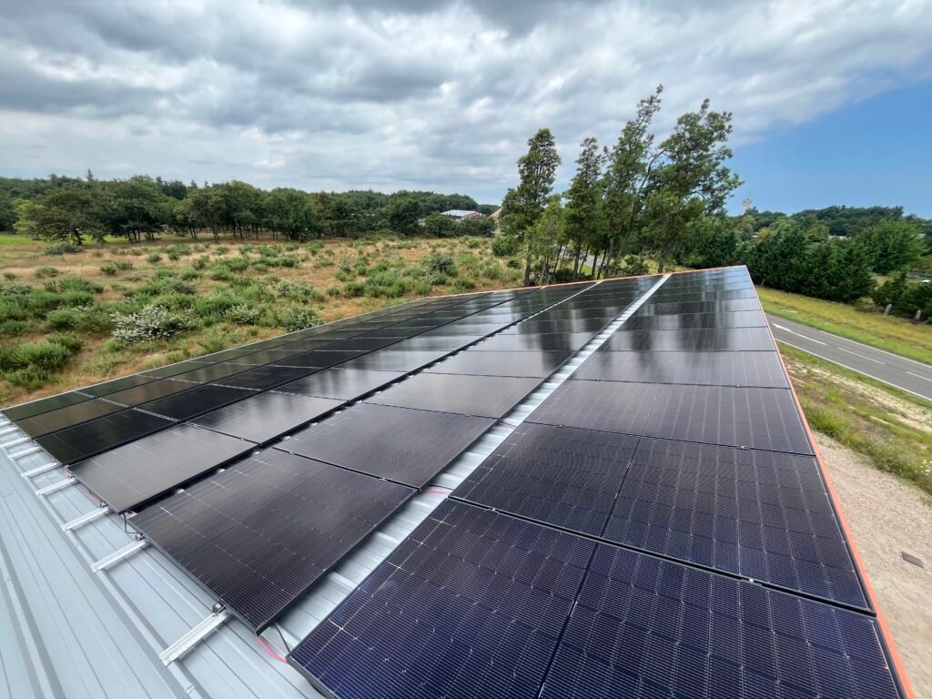 découvrez les tendances et perspectives d'avenir des panneaux solaires. explorez comment cette technologie durable transforme notre rapport à l'énergie et façonne un futur plus vert.