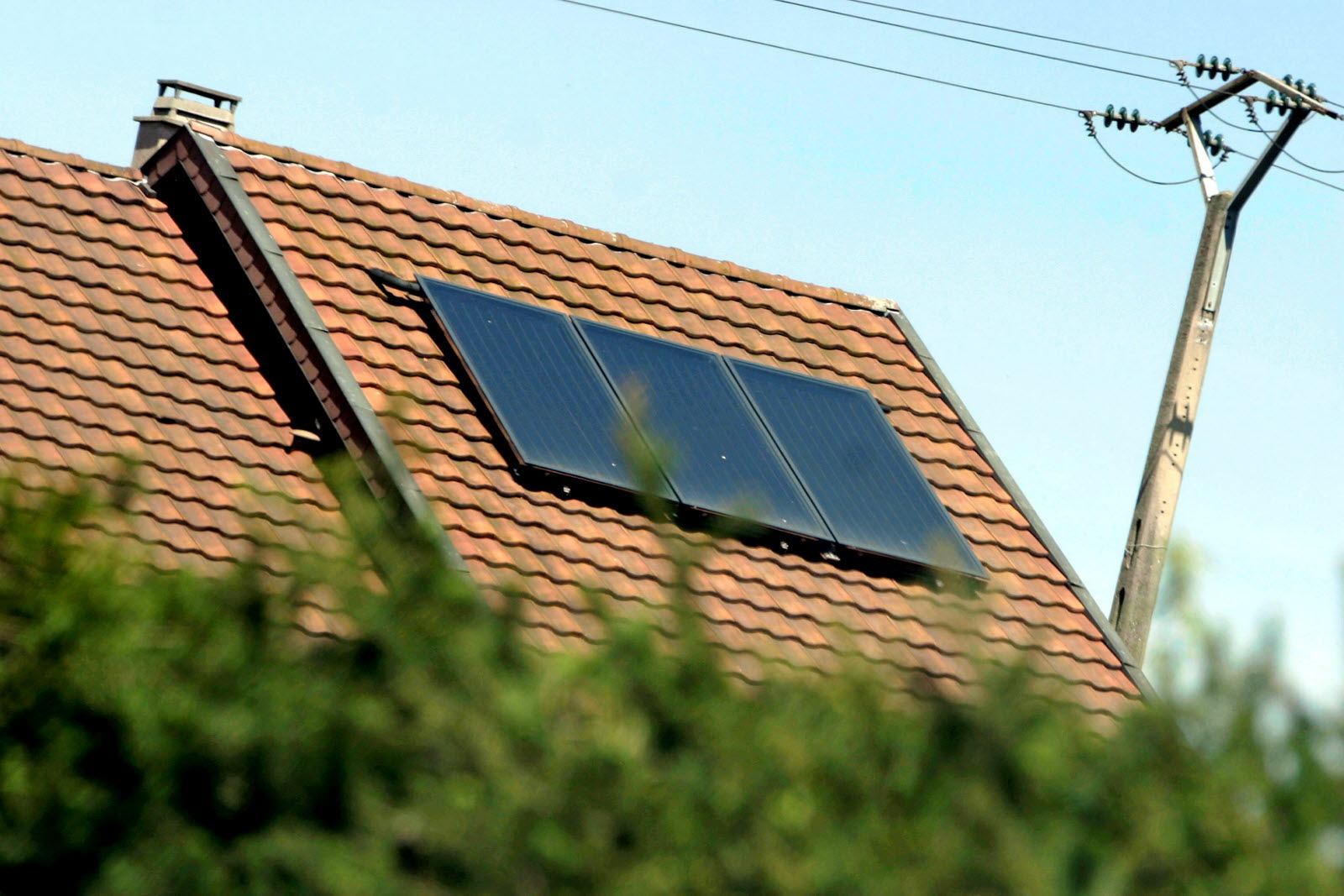 découvrez comment les panneaux solaires peuvent vous aider à réaliser des économies significatives sur vos factures d'énergie. optez pour une solution durable et économique tout en réduisant votre empreinte carbone.