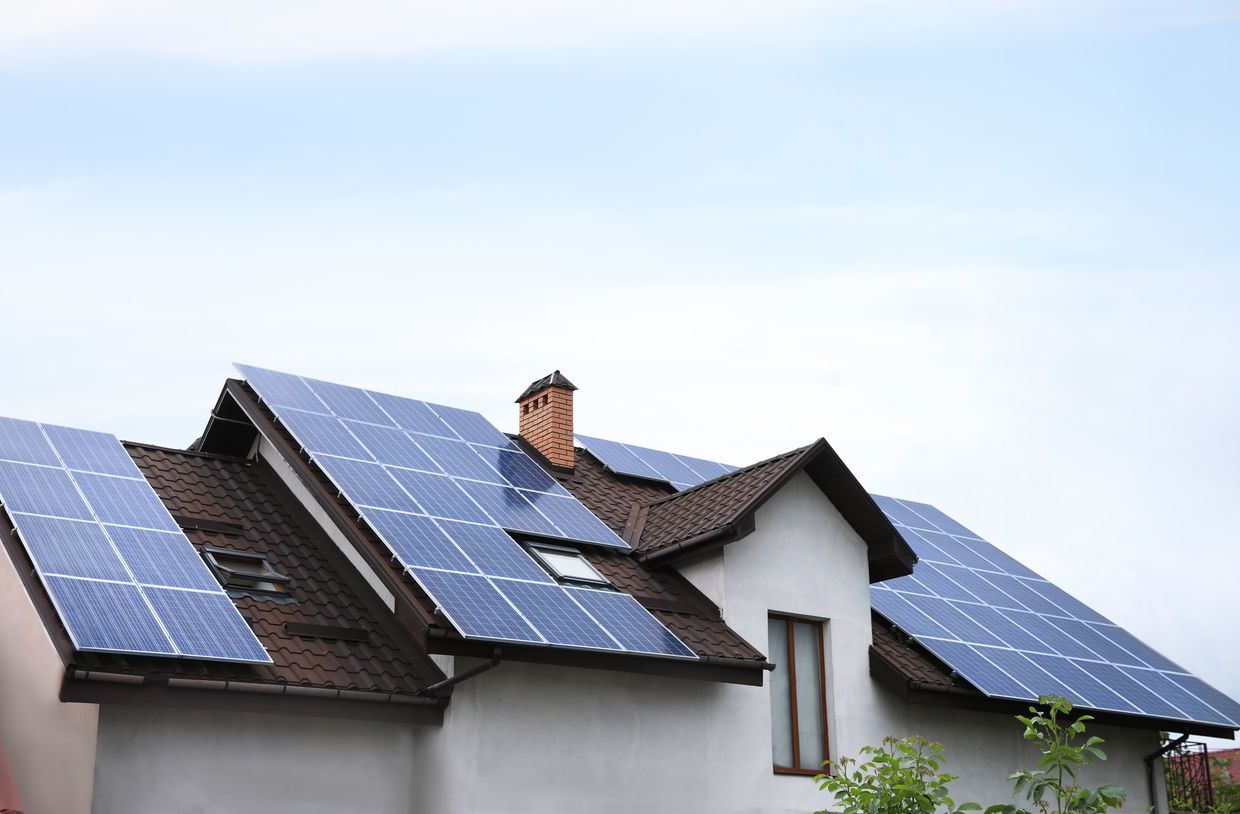 découvrez comment les panneaux solaires peuvent générer des économies significatives sur vos factures d'électricité. informez-vous sur les différents types de panneaux, les aides disponibles et l'impact écologique de cette énergie renouvelable. faites le choix éclairé pour un futur durable et économiquement avantageux.